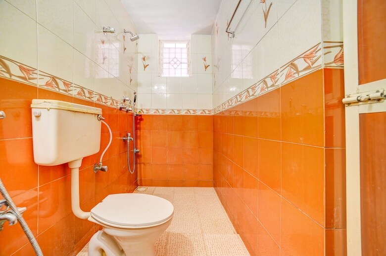 Hotel Fabexpress Purushottam Residency