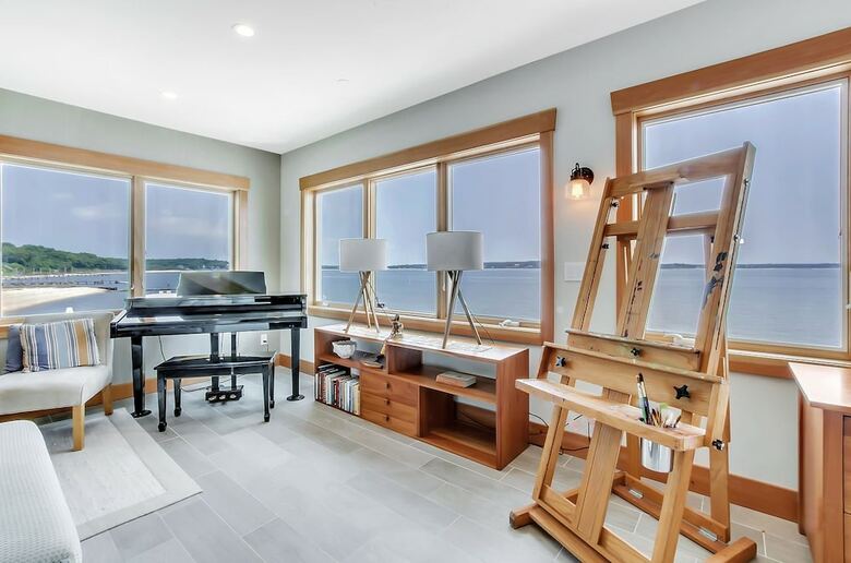 North Fork Waterfront Beach House