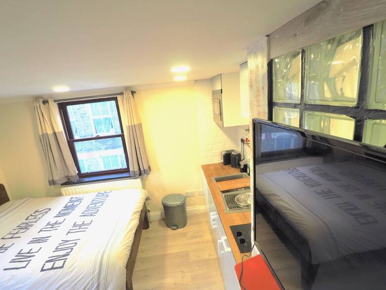 Apartamentos House176