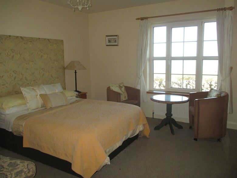 Hotel Harbour House