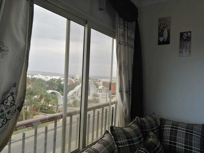 Arabia Sea View Apartment