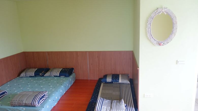 Bed & Breakfast Lihebo Book House