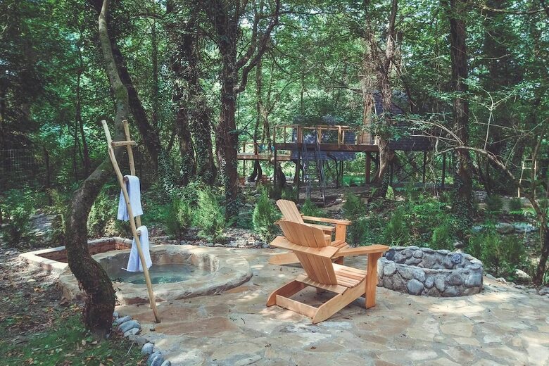 Cabana Duende Treehouses & Cocktails