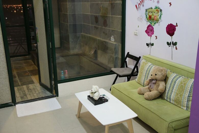 Shanpu Hot Spring Bnb