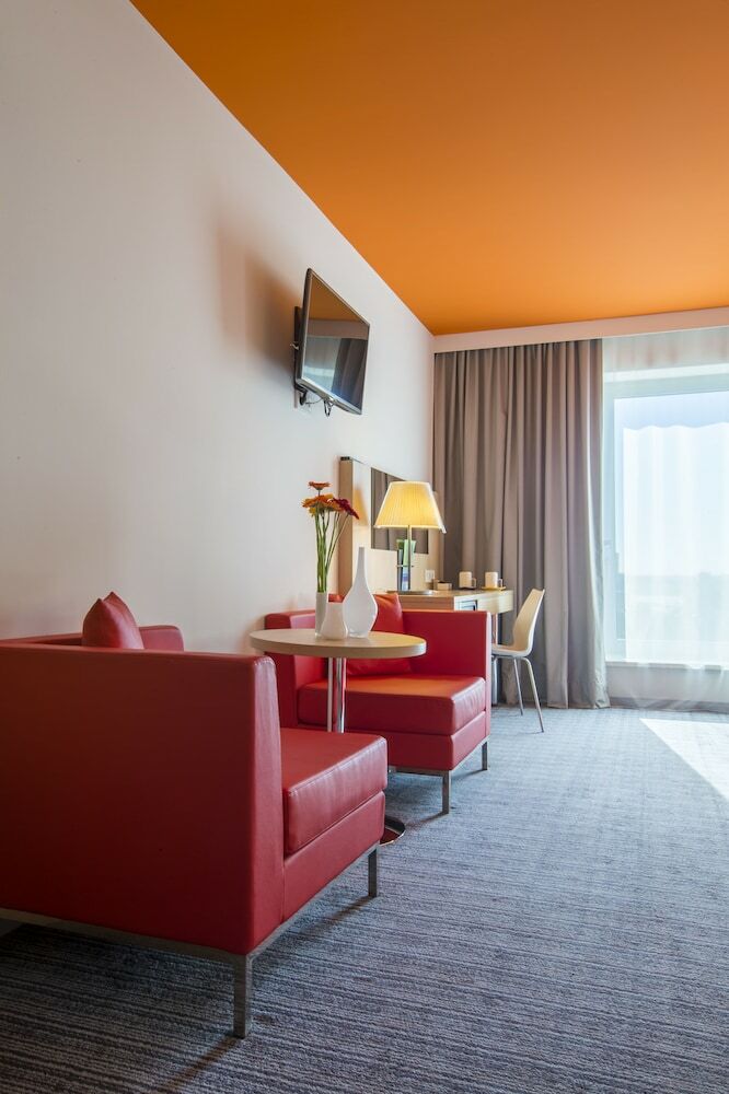 Park Inn By Radisson Frankfurt Airport Hotel