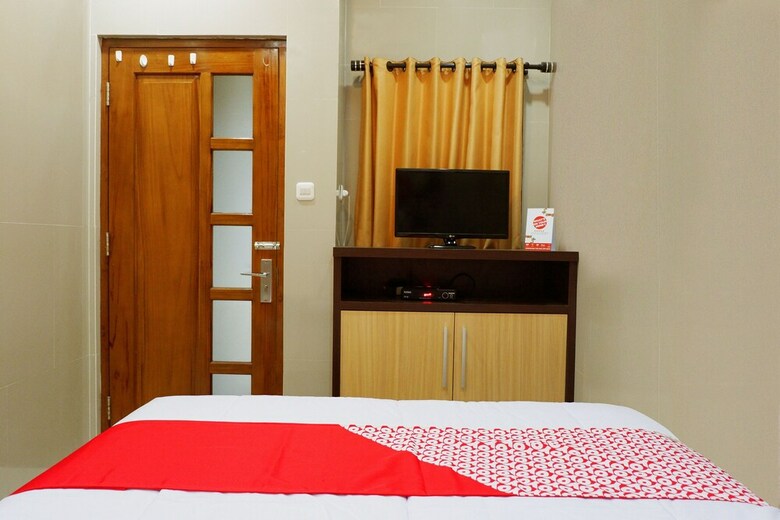 Hotel Oyo 417 Bama Guesthouse