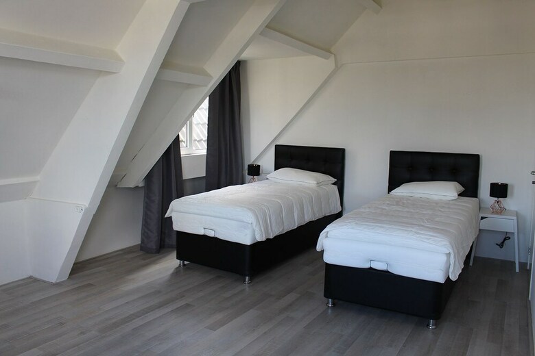 Mycitylofts - 4 Bedrooms Apartment