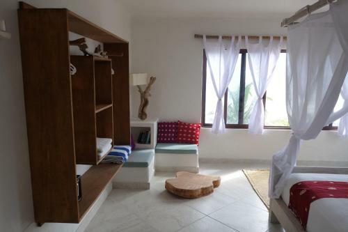 Hotel Almaplena Eco Beach Resort