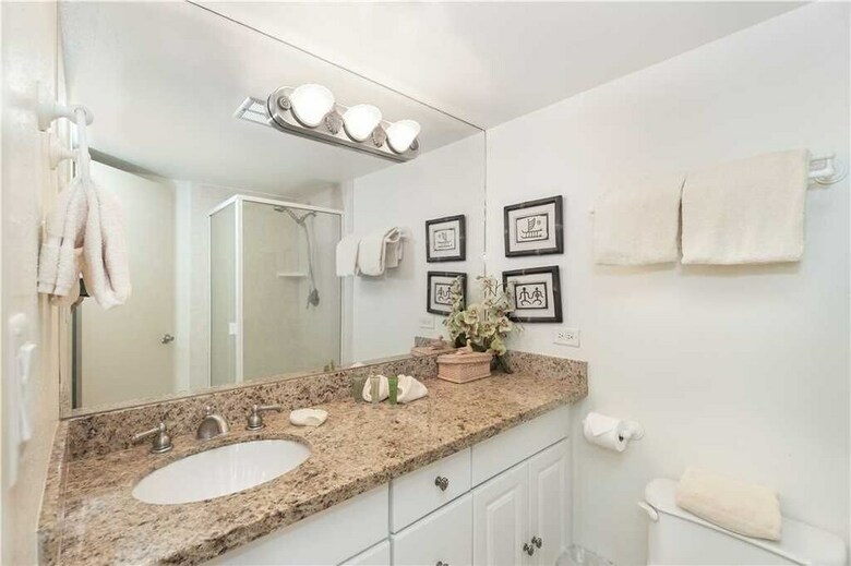 Paki Maui 422 - Two Bedroom Condo