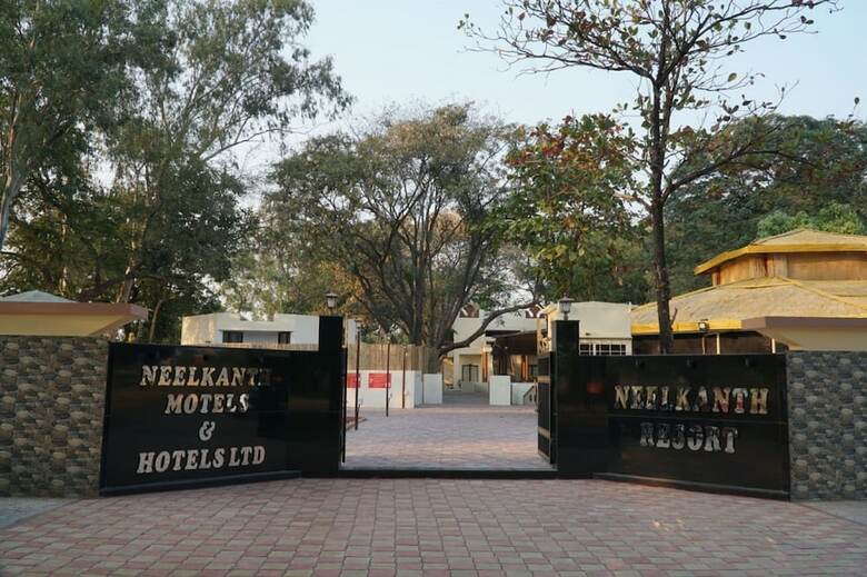Apartamento Neel Kanth Motels & Hotel