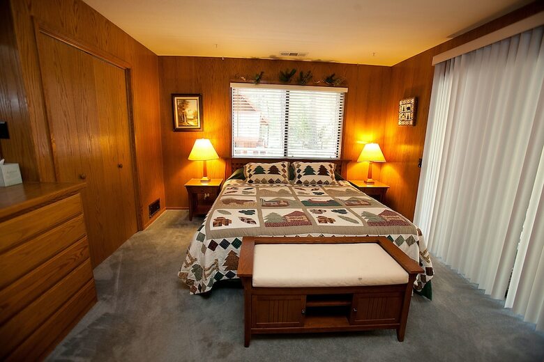 Cabana The Tree House II