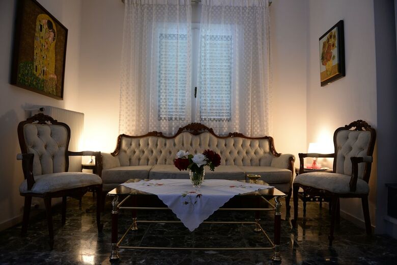 Apartamentos Patras White Castle