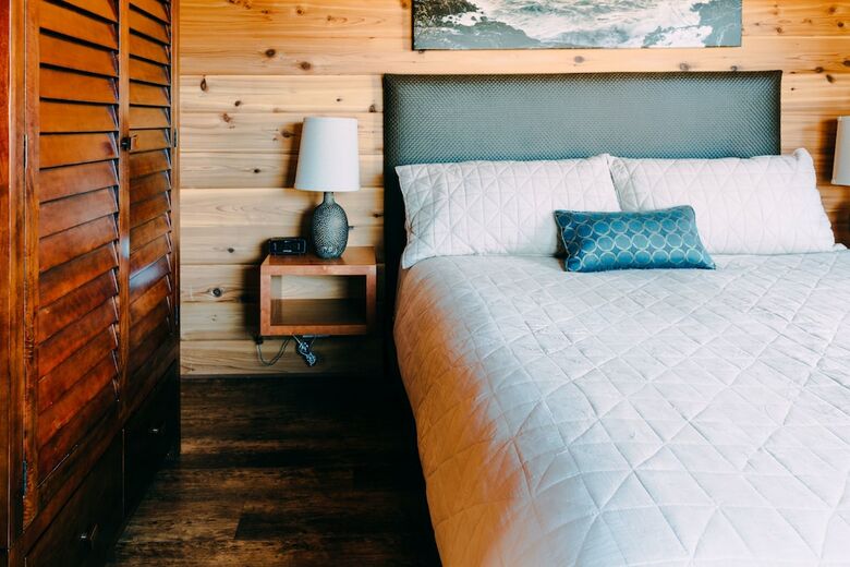 Hotel Snug Harbor Resort