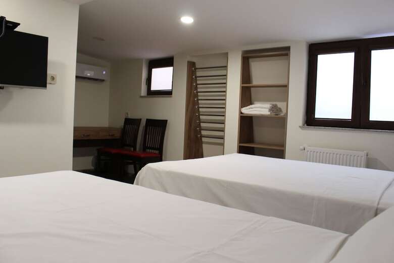 Boutique Hotel 32