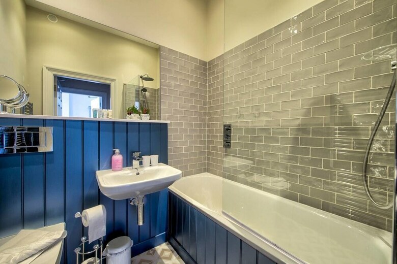 Apartamentos Modern Home 5 Minutes Walk From Princes Street