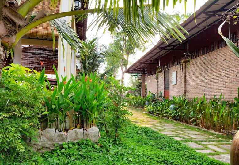 Hotel Bungalows Bai Vong