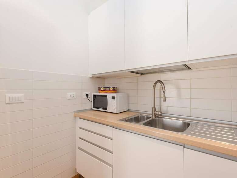 Rsh Trevi Fountain Luxury Apartment