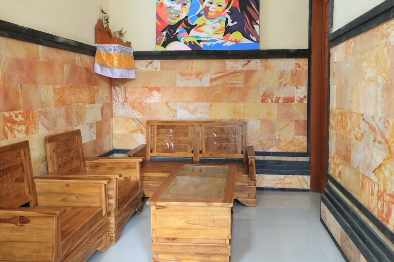 Hotel Kubu Alvian