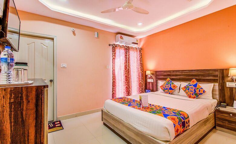 Hotel Fabexpress Neema Residency