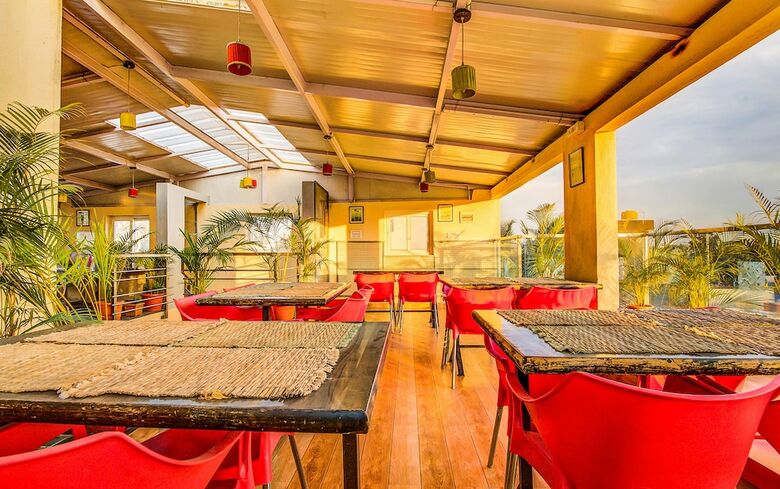 Hotel Fabexpress Neema Residency