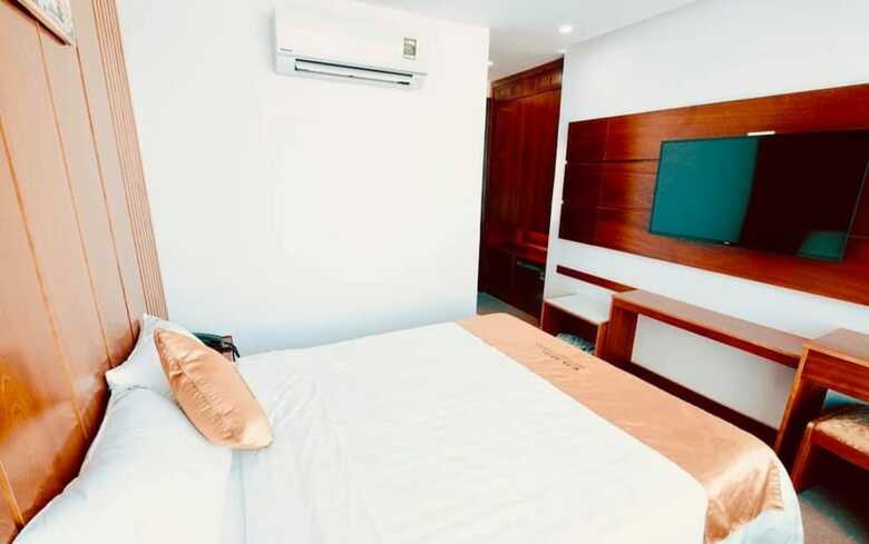 Mira Hotel