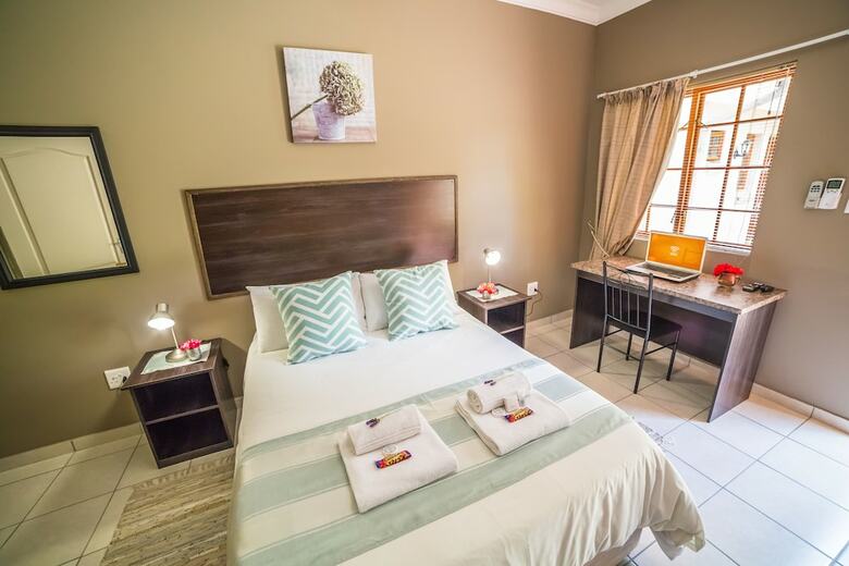 Hotel Beryl1 Guest House