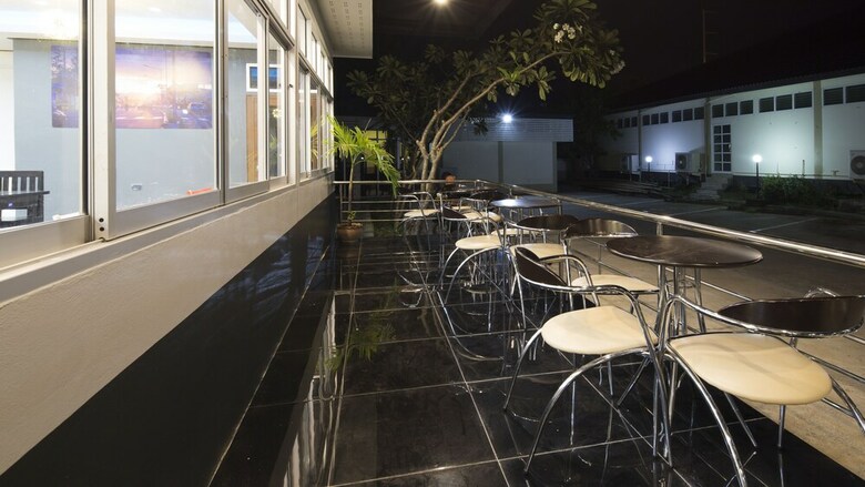 Araya Hotel