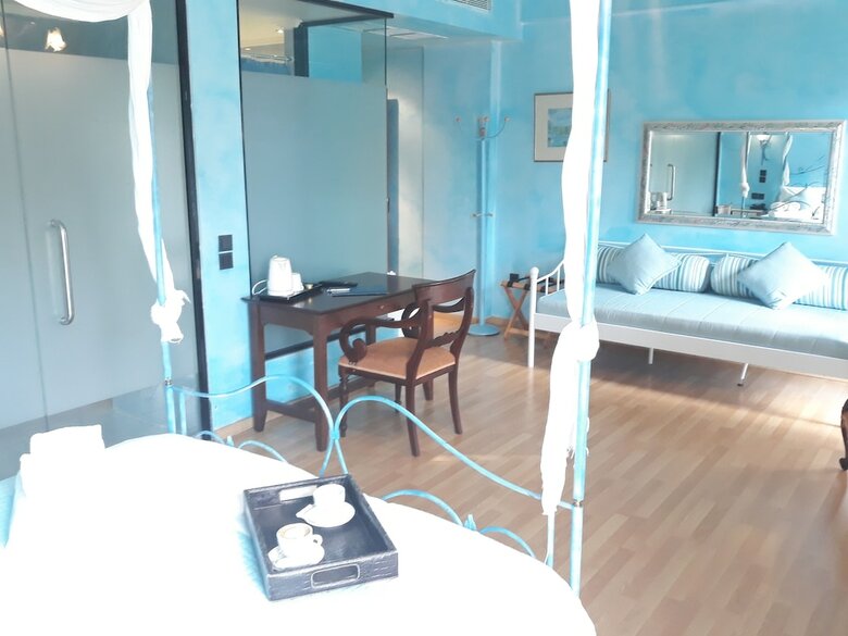 Hotel Anastazia Luxury Suites & Rooms