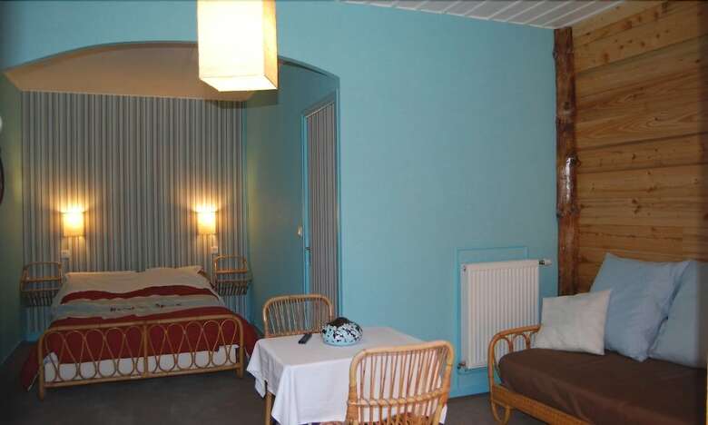 Hotel Chambres D'h�tes Joly Saint Sauveur