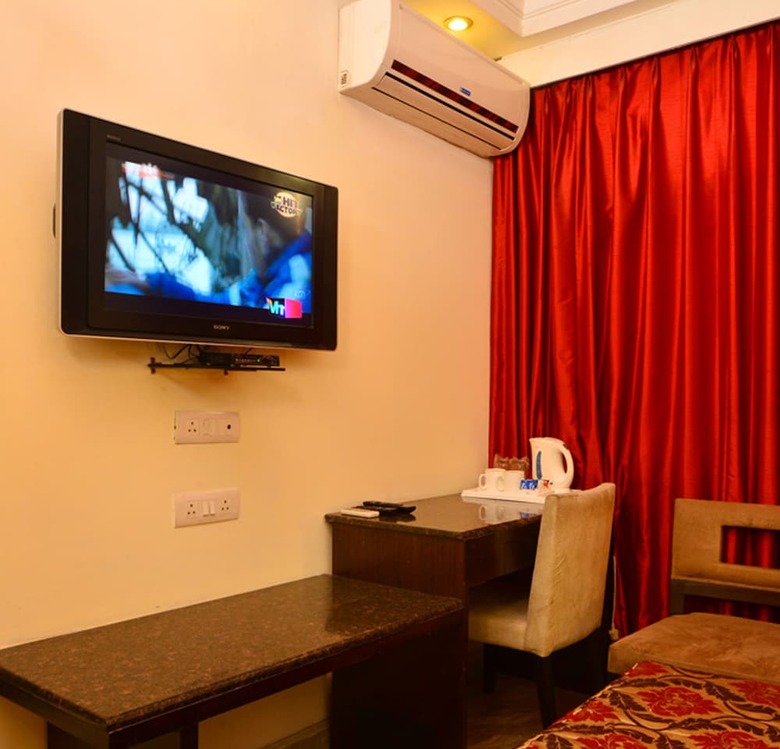 Hotel Shanti Palace