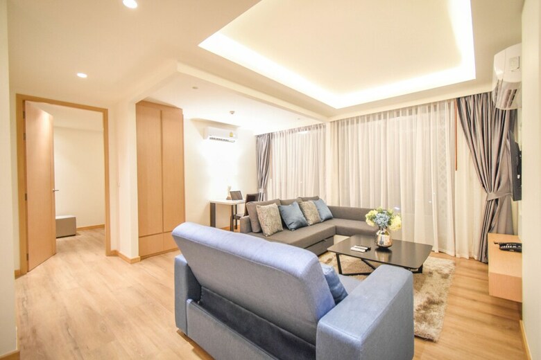 Hotel The Aristo Beach Resort ( Surin )