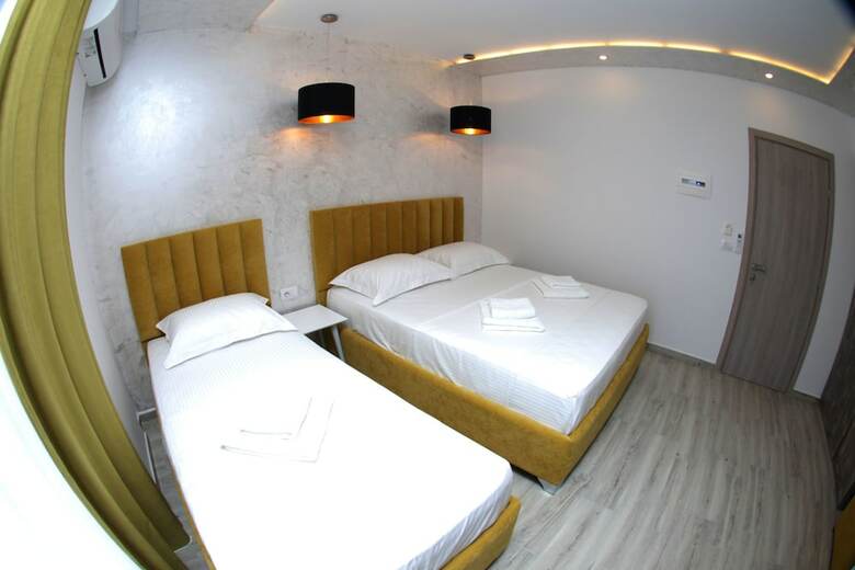 Hotel Kuburi