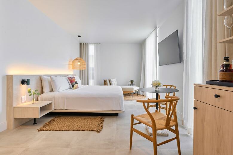 Hotel Greystone - Adults Only