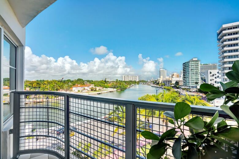Hotel Palihouse Miami Beach