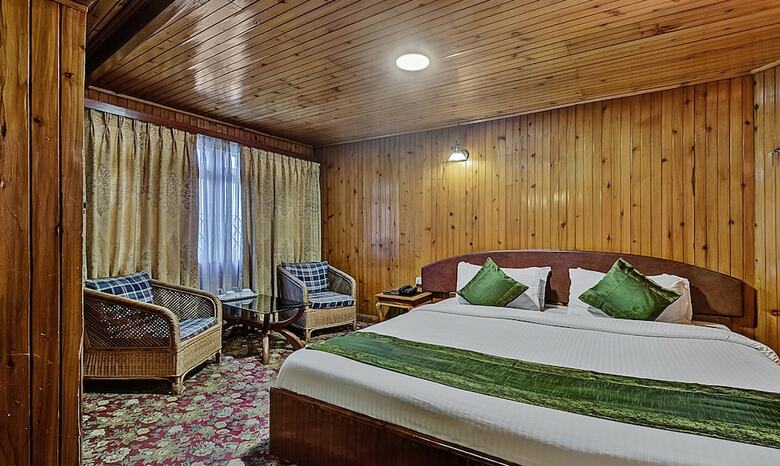 Treebo Trend Dekeling Hotel