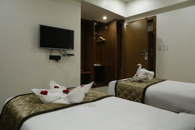 Kyriad Hotel Solapur