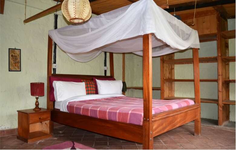 Ole Itiko Cottages