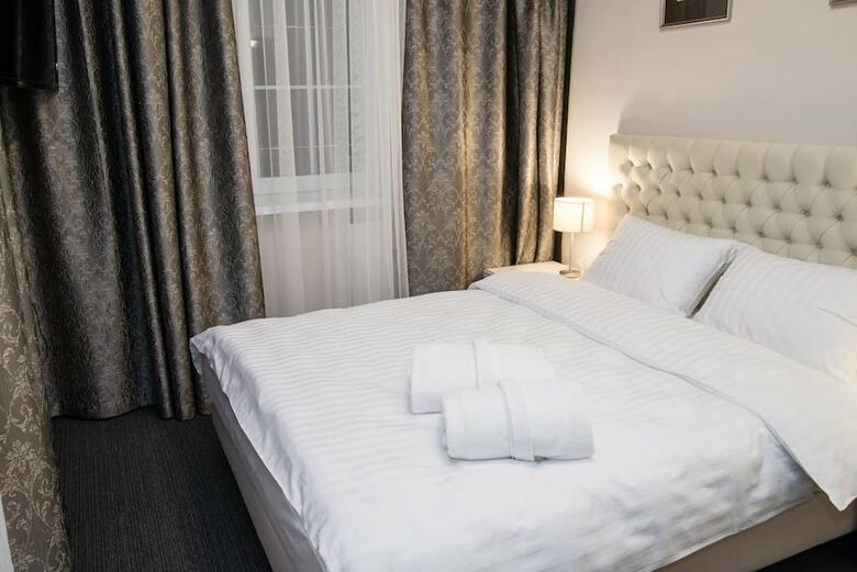 Hotel Riverside