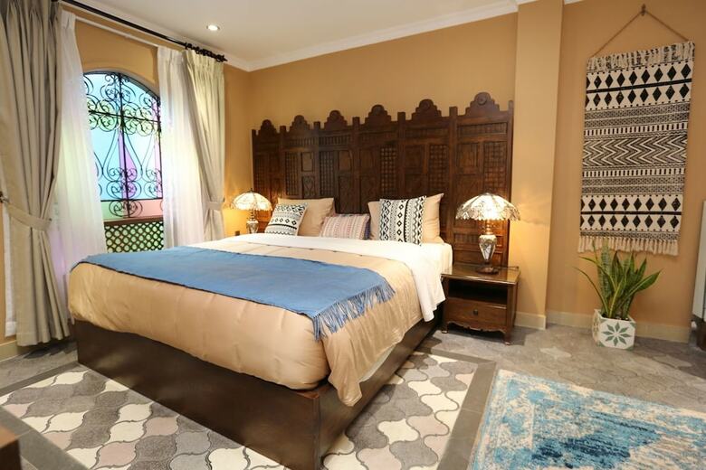 Hostal Aquarizon Boutique Hostel & City Bar