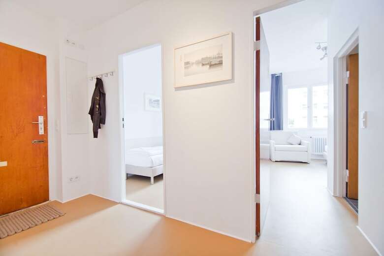 Apartments Elpilar Wedding