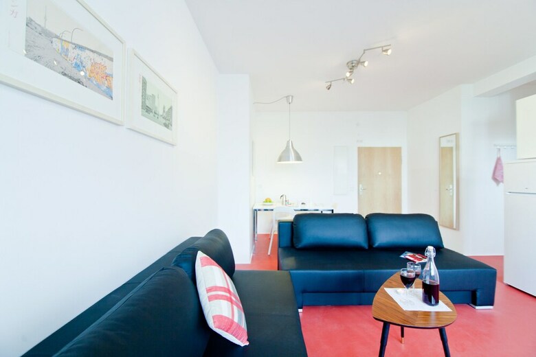 Apartments Elpilar Wedding