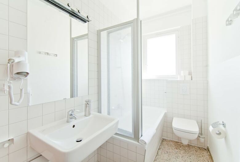 Apartments Elpilar Wedding