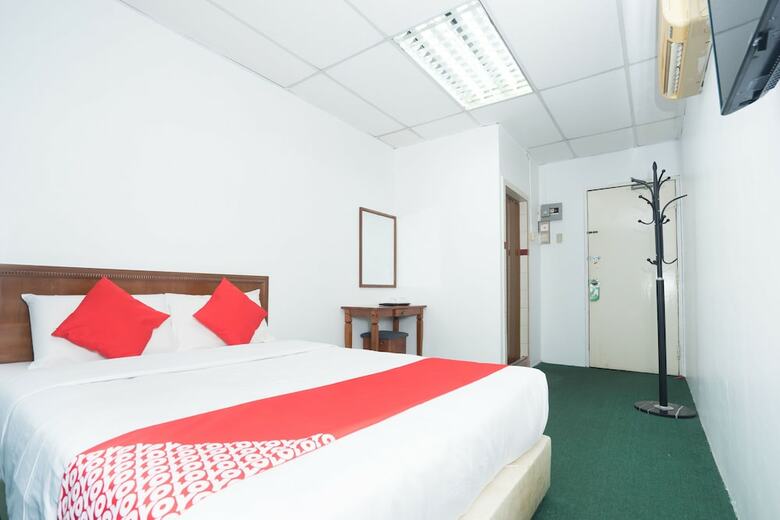 Oyo 757 Mgu Firdaus Hotel
