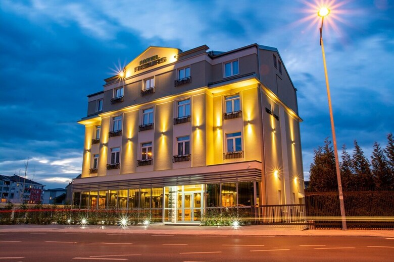 Hotel Resurs