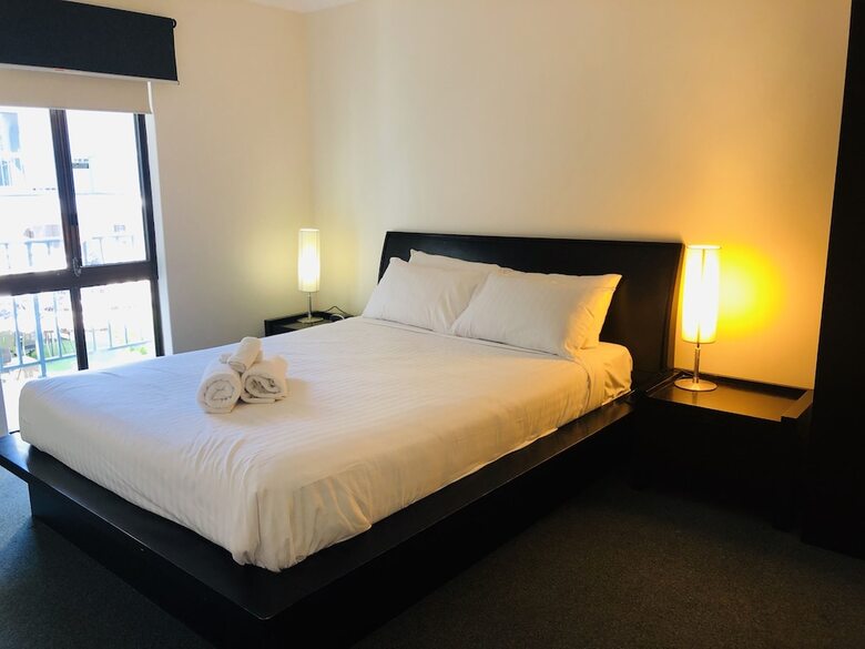 Apartamentos West Beach Lagoon 219 Sleeps 3!