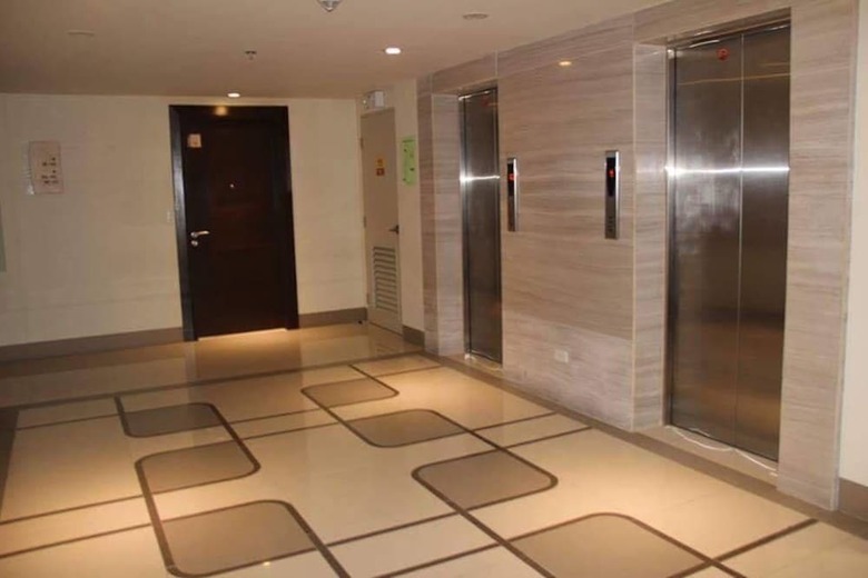 Airport T3 Newport Condotel