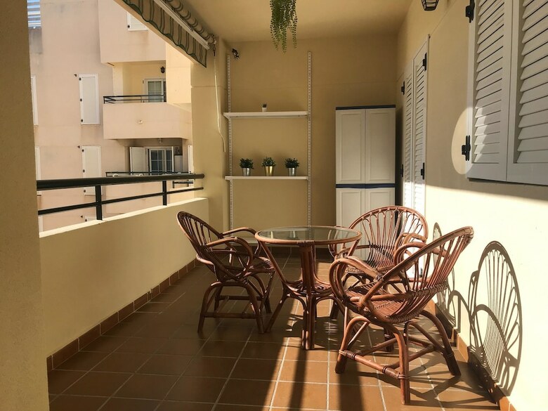 Apartamentos Espectacular Residencial En 1� Linea Con Piscina