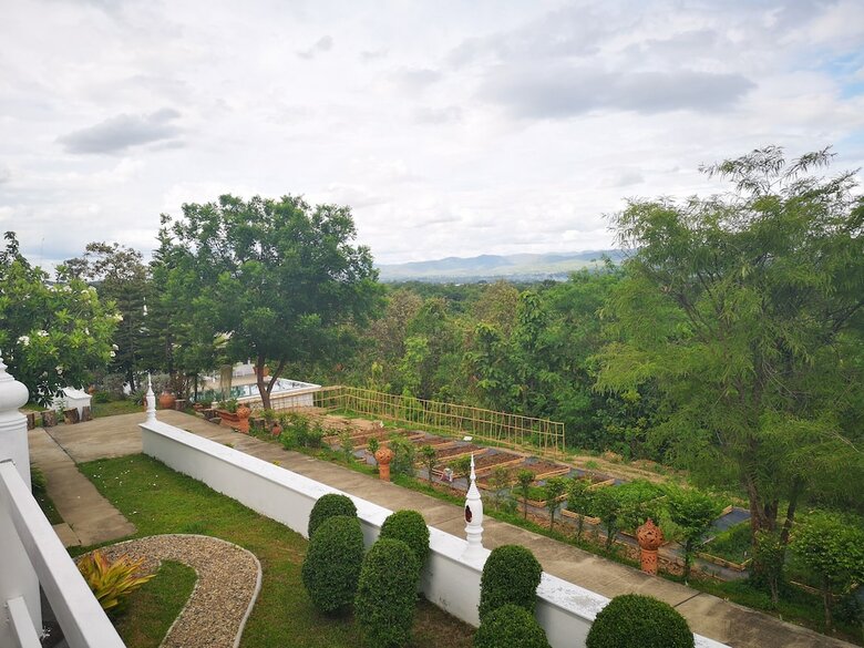 Hotel Amaravati Wellness Center And Resort