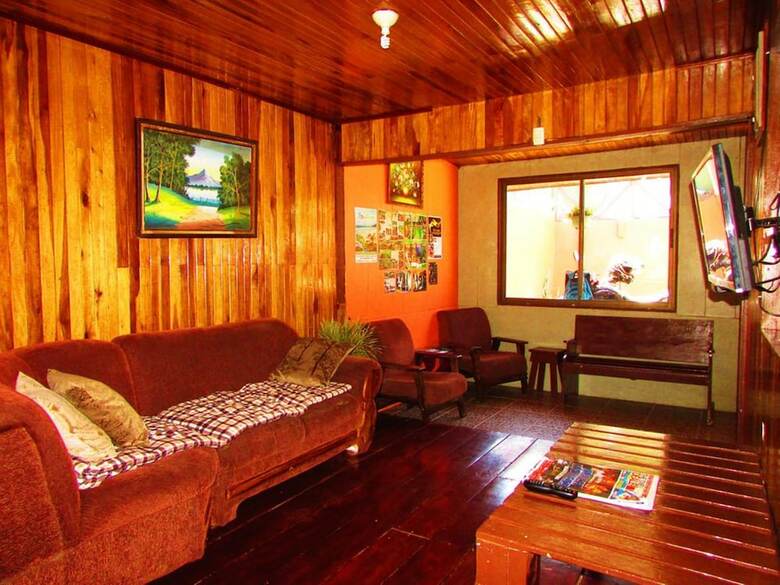 Hostal Que Tuanis Hostel Monteverde
