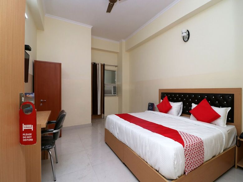 Oyo 28629 Hotel Crosswind